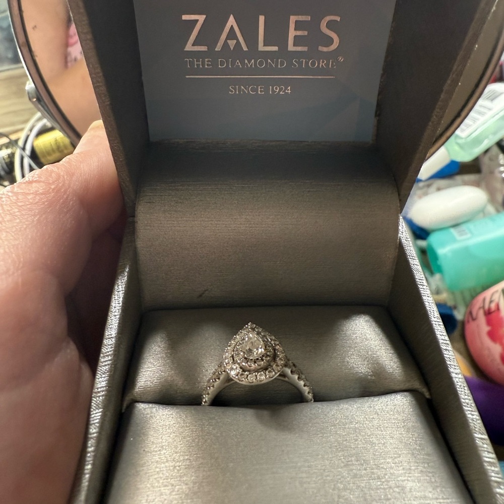 Zales White Gold Teardrop Halo Ring - Picture 3 of 7